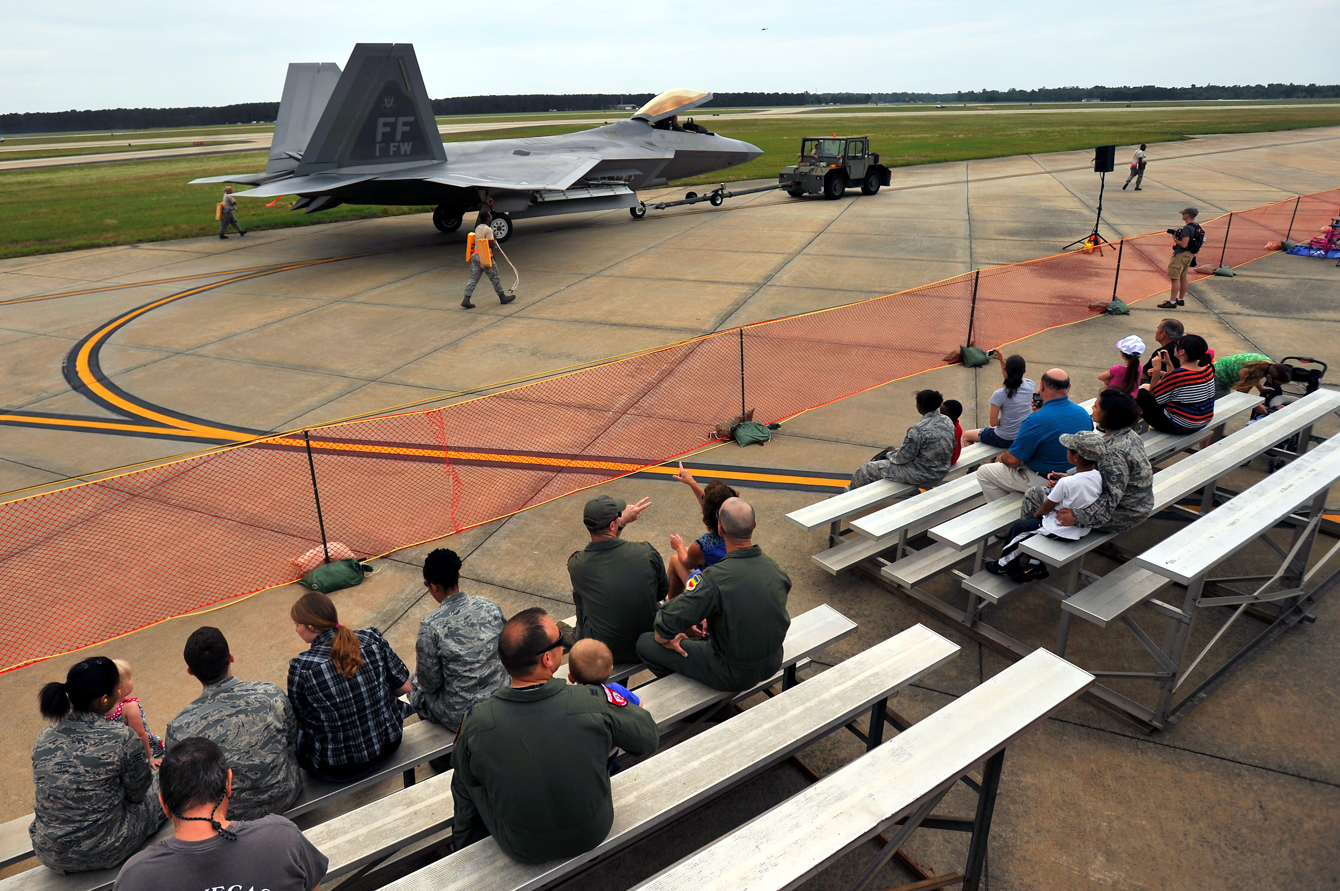 Shaw Air Expo kicks off > Shaw Air Force Base > Article Display