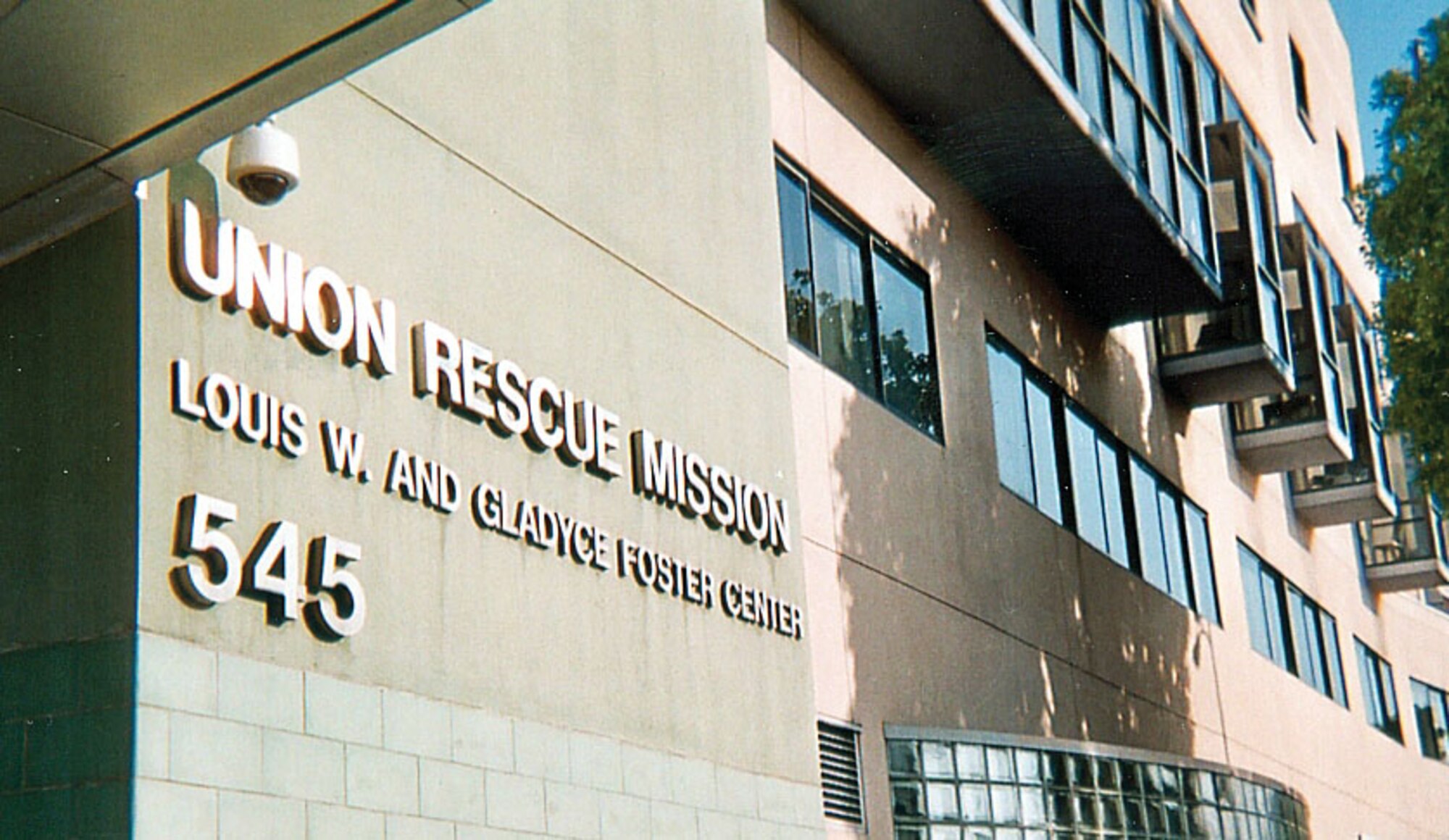 KIRTLAND AFB, N.M. -- Union Rescue Mission, 545 South San Pedro Street, Los Angeles, has been assisting the homeless since 1891. The five-story facility, in the heart of Skid Row, features a chapel, computer-based learning center, client residential areas, and a gymnasium. (Photo by Michael P. Kleiman)