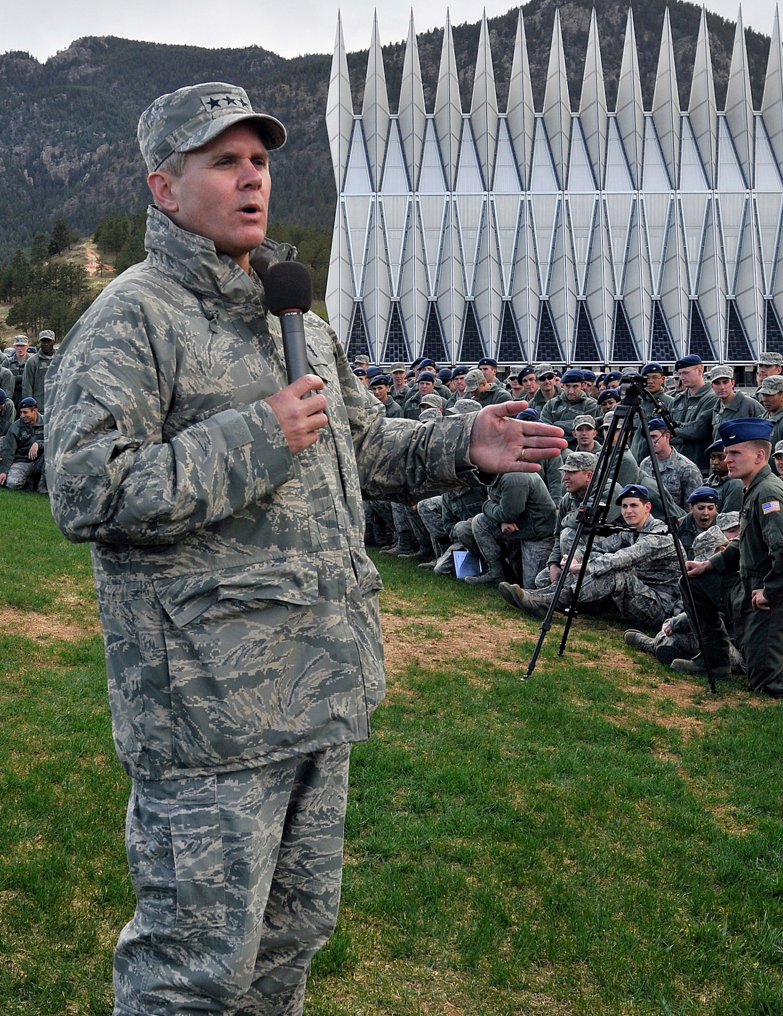 Lt. Gen. Eric Fiel speaks with cadets at the conclusion of Polaris Warrior at the Air Force Academy April 28, 2012. Fiel is the commander of Air Force Special Operations Command. (U.S. Air Force photo/Raymond McCoy)