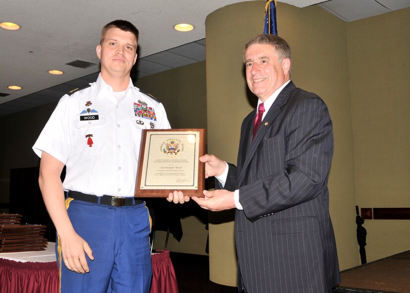 1st Sgt. Dwayne Wood, Buffalo Military Entrance Processing Station at the Niagara Falls Air Reserve Station receives the Buffalo Federal Executive Board’s Distinguished Government Services Award, May 8, 2012, Buffalo, NY. The Buffalo Federal Executive Board handed out its annual Federal Employees of the Year awards at the Buffalo convention center. (U.S. Air force photo by Tech. Sgt. Joseph McKee)