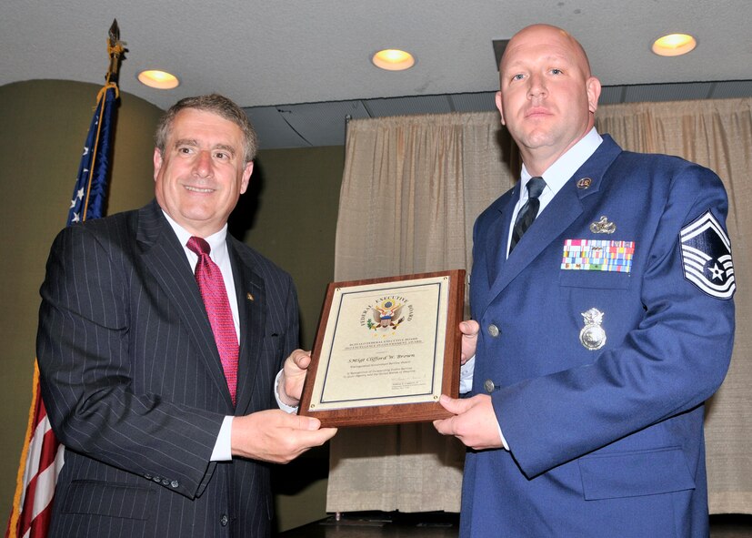 914th Airlift Wing Senior Master Sgt. Clifford W. Brown receives the Buffalo Federal Executive Board’s Distinguished Government Services Award, May 8, 2012, Buffalo, NY. The Buffalo Federal Executive Board handed out its annual Federal Employees of the Year awards at the Buffalo convention center. (U.S. Air force photo by Tech. Sgt. Joseph McKee)