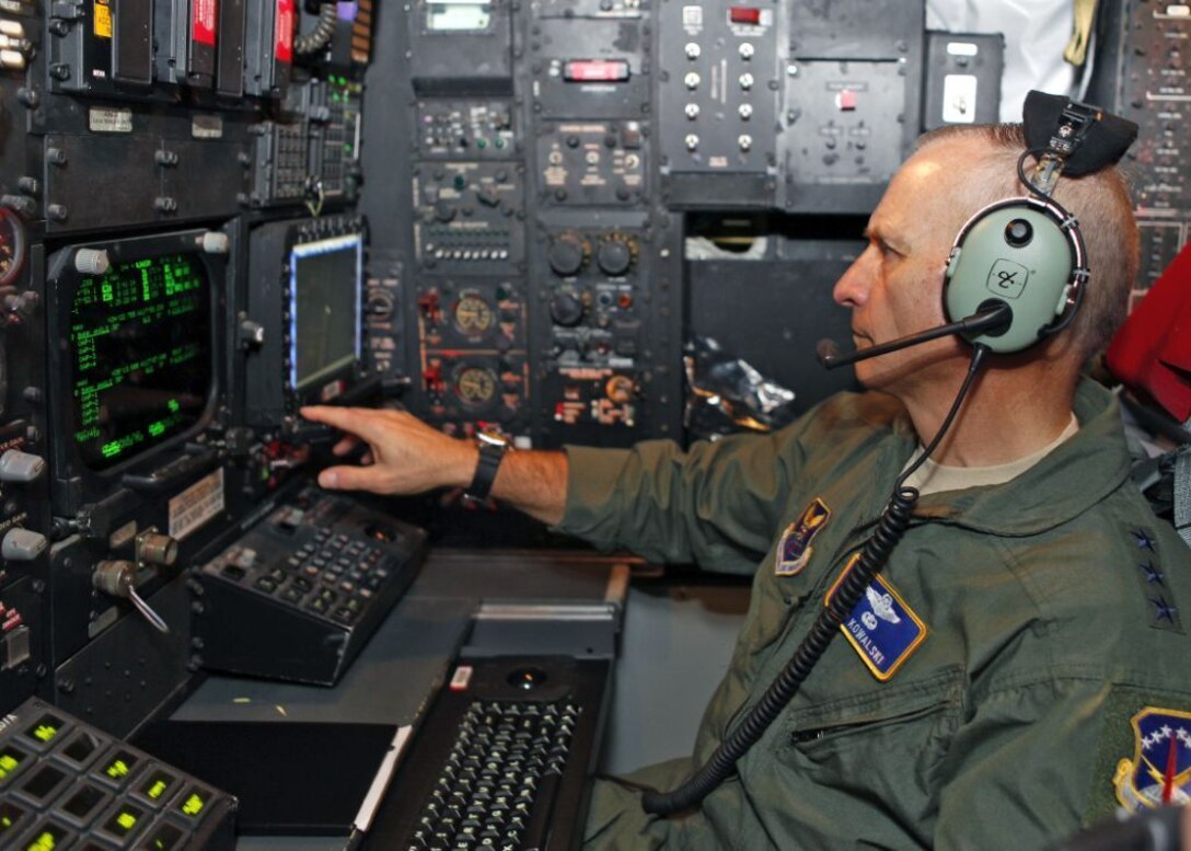 global-strike-command-leader-previews-b-52-upgrades