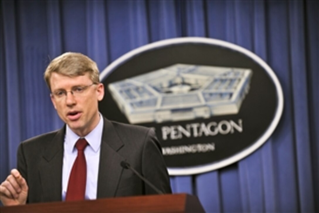 Acting Deputy Assistant Secretary of Defense for East Asia and Asia Pacific Security Affairs David Helvey briefs the media on the Defense Department’s report to Congress on “Military and Security Developments Involving the People's Republic of China 2012” in the Pentagon, May 18, 2012. 