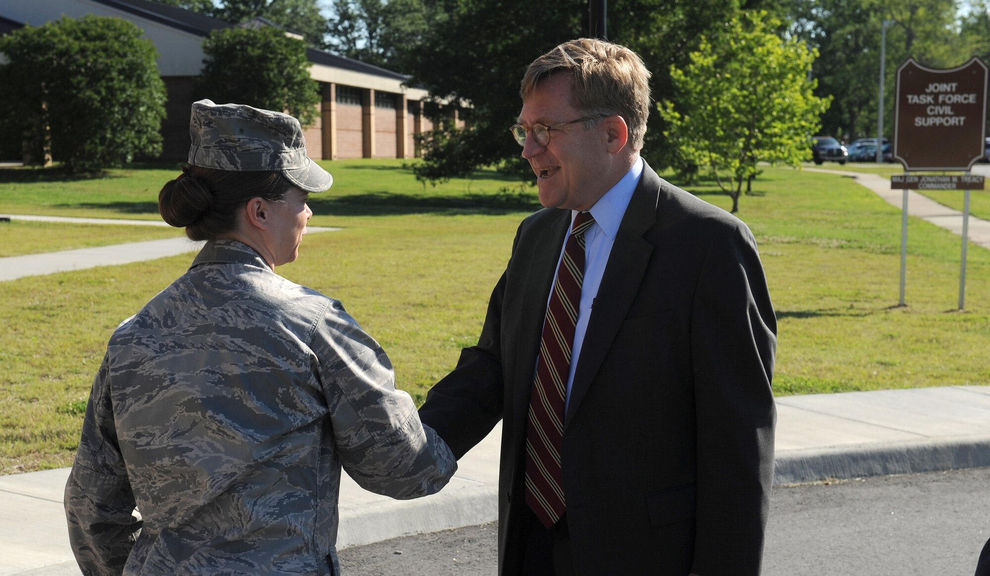 Deputy Assistant Secretary of Defense Reserve Affairs (Readiness, Training and Mobilization) Paul D. Patrick is greeted by U.S. Air Force Lt. Col. Cherilyn Lobash, Joint Task Force Civil Support Director of Manpower and Personnel, during his visit to Fort Eustis, Va., May 11, 2012. JTF-CS anticipates, plans, and integrates U.S. Northern Command’s chemical, biological, radiological and nuclear response operations. (U.S. Navy photo by Petty Officer 2nd Class Brian Dietrick/Released)