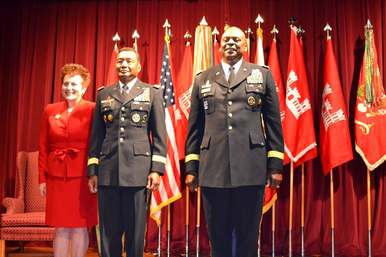 WASHINGTON -- Lt. Gen. Thomas P. Bostick, U.S. Army Corps of Engineers commanding general (center), stands with his wife, Renee (left), and Gen. Lloyd J. Austin III, U.S. Army vice chief of staff (right), after officially assuming duties as the U.S. Army Corps of Engineers commanding general and chief of engineers during a ceremony at Fort Lesley J. McNair, May 22, 2012. 