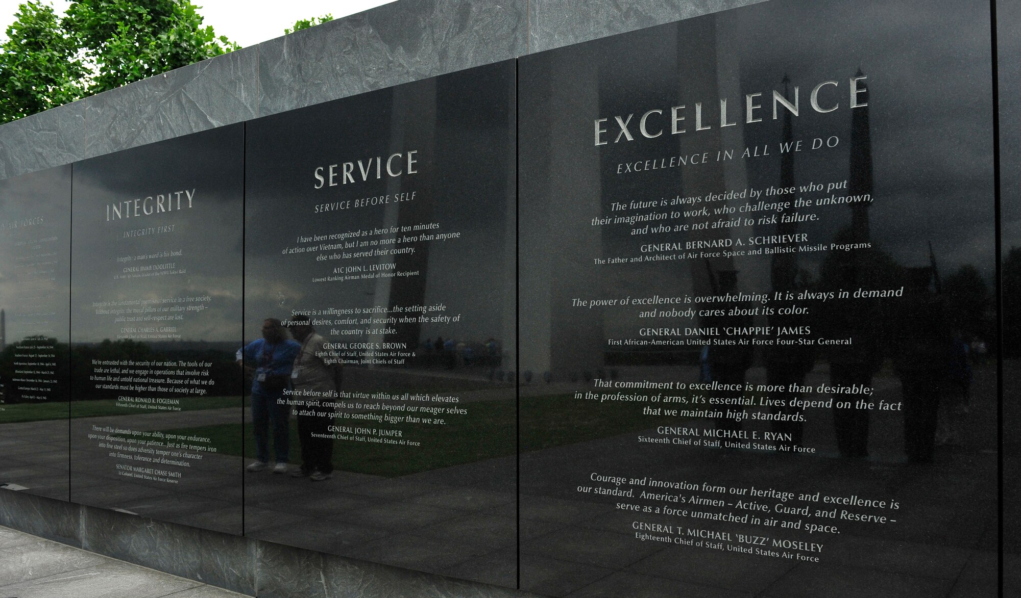 Charlie Kullman, a 91 year-old Army veteran observes the honor guard statue part of the Air Force memorial in Washington D.C. May 21 during an Honor flight trip. Honor flight is a program that transports World War II veterans once a month to in Washington, D.C. to view the National World War II, Korean war, Lincoln and Vietnam memorial, the a viewing of “The Changing of the Guard” at Arlington National Cemetery, Iwo Jima and ending with the U.S. Air Force memorial. (U.S. Air Force photograph/ Staff Sgt. Stephenie Wade)