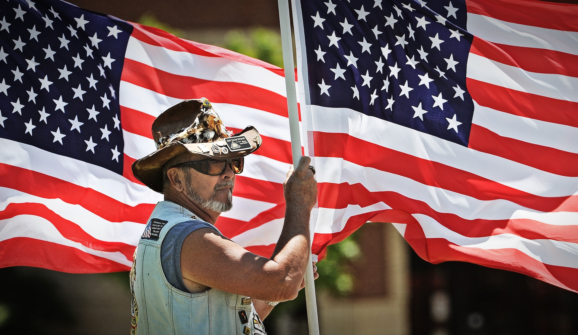 Slideshow Run for the Wall memorial ride > Scott Air Force Base