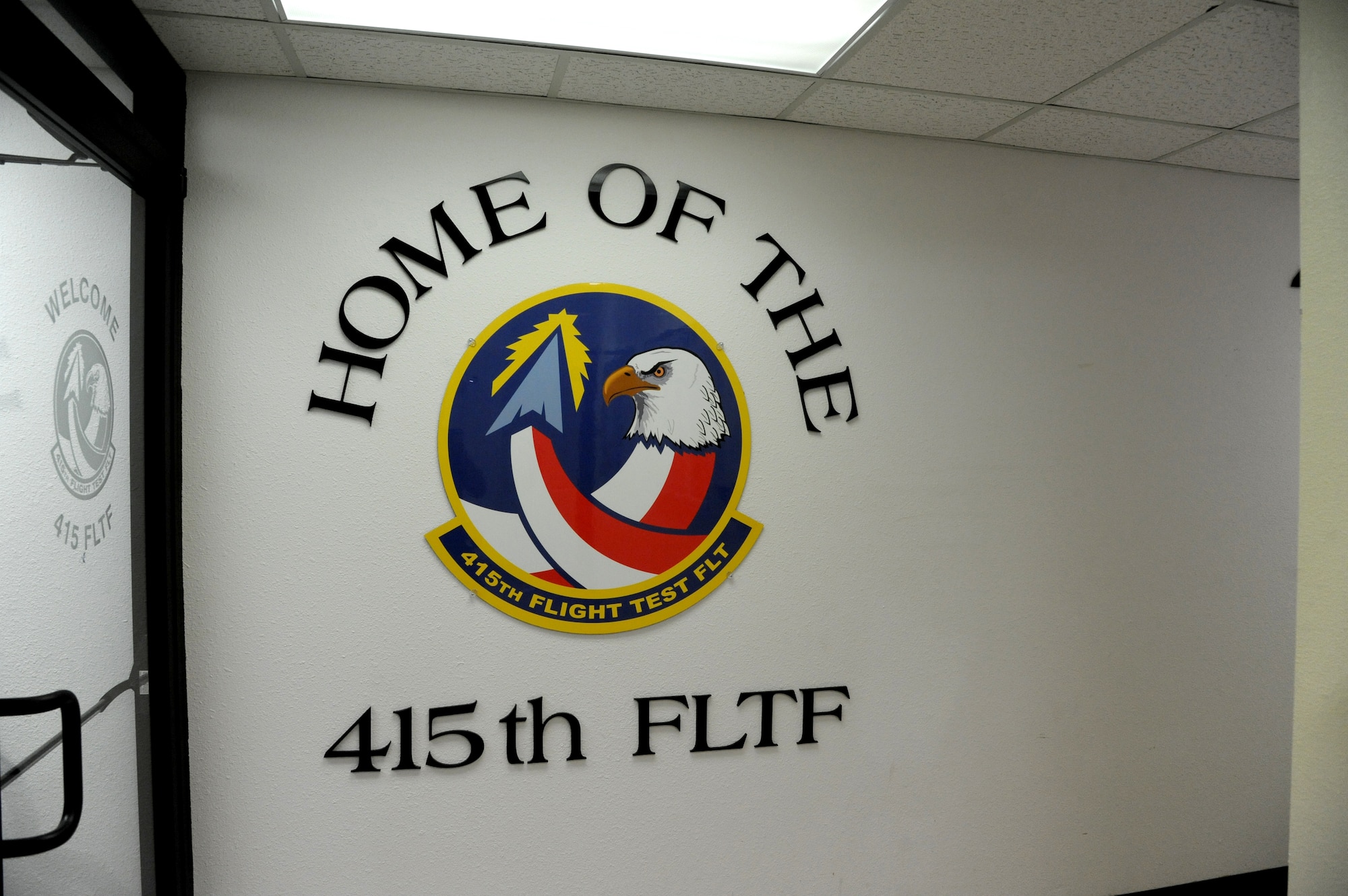 Graphic element (U.S. Air Force photo by Rich McFadden) 