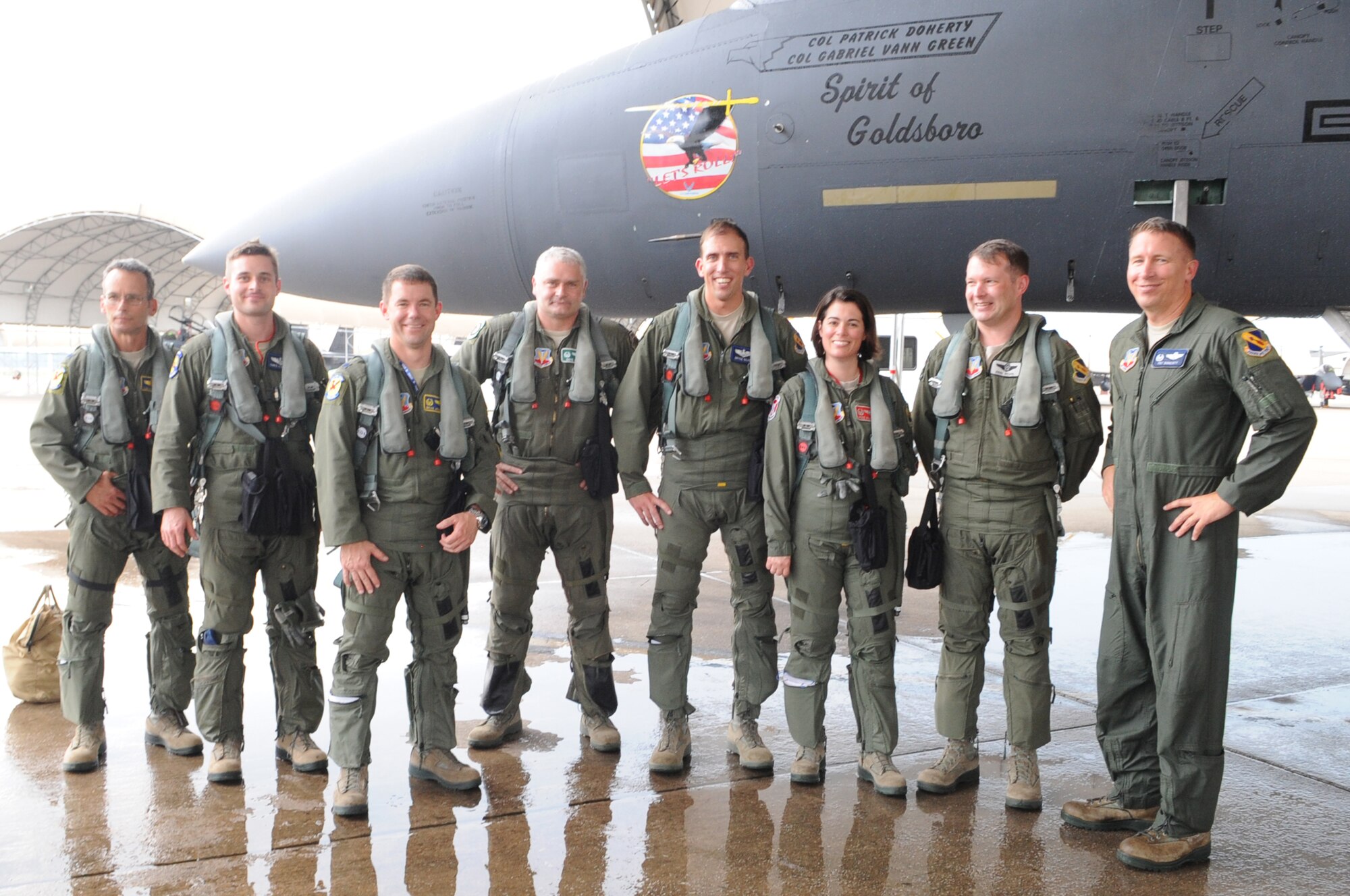 Col. Patrick Doherty poses for a photo with fellow F-15E Strike Eagle aircrew after completing his final flight as the 4th Fighter Wing commander on Seymour Johnson Air Force Base, N.C., May 23, 2012. Doherty will relinquish command of the 4th FW to Col. Jeannie Leavitt in a change-of-command ceremony, June 1. (U.S. Air Force photo/Airman 1st Class Aubrey Robinson/Released)
