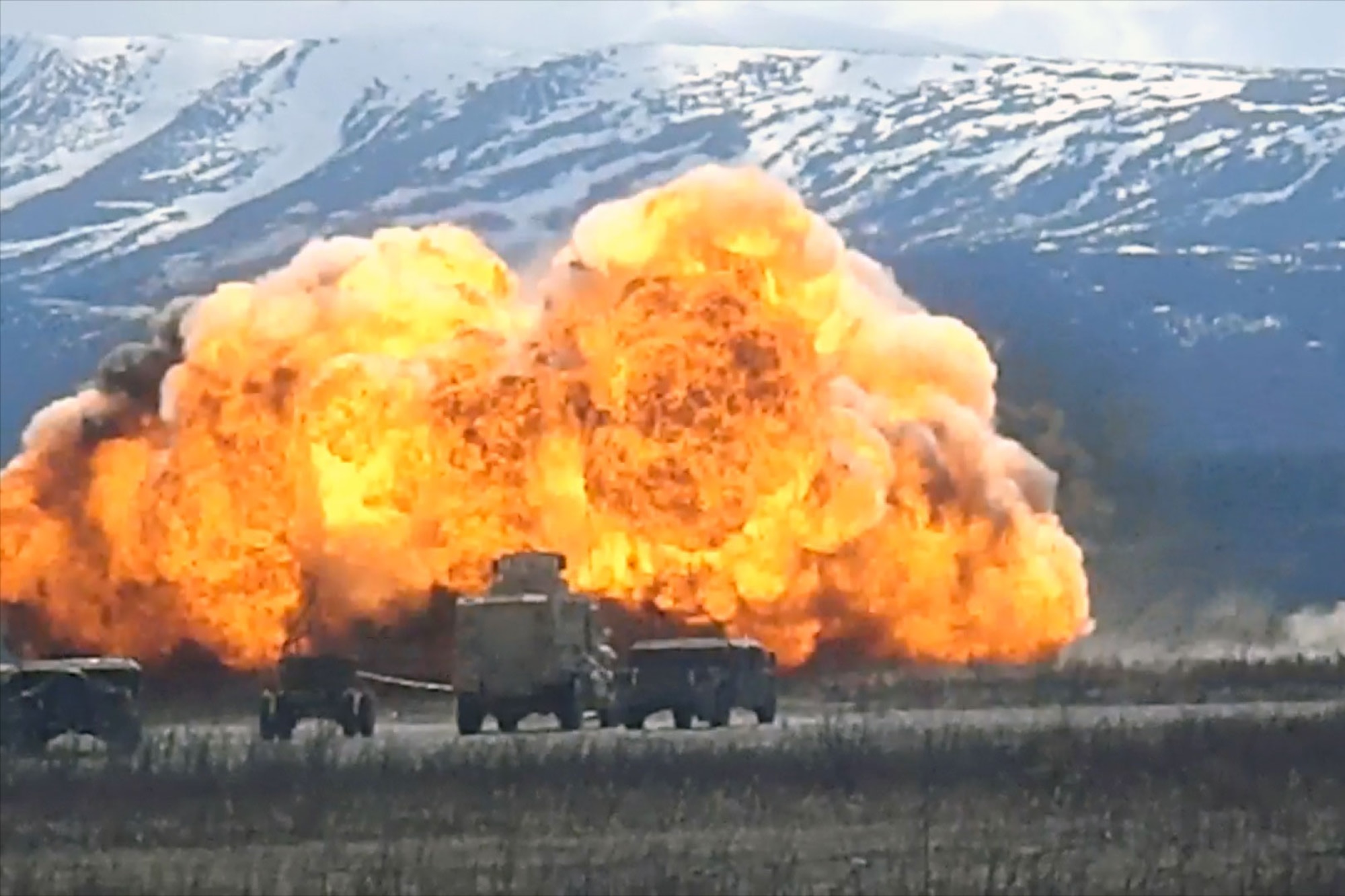 Soldiers of 84th Engineer Support Company (Airborne) and 23rd Engineer Company (Sapper) (Airborne) detonate a mine-clearing line charge at Donnelly Training Area earlier this month. (U.S. Army video still courtesy of 6th Engineer Battalion)