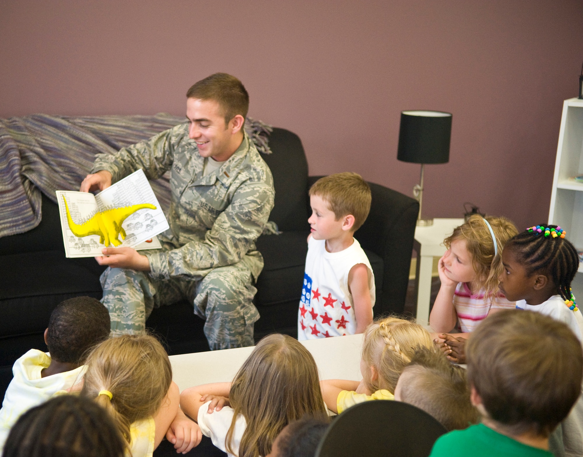 Youth Center programs promote fun in the sun > Dover Air Force Base > News