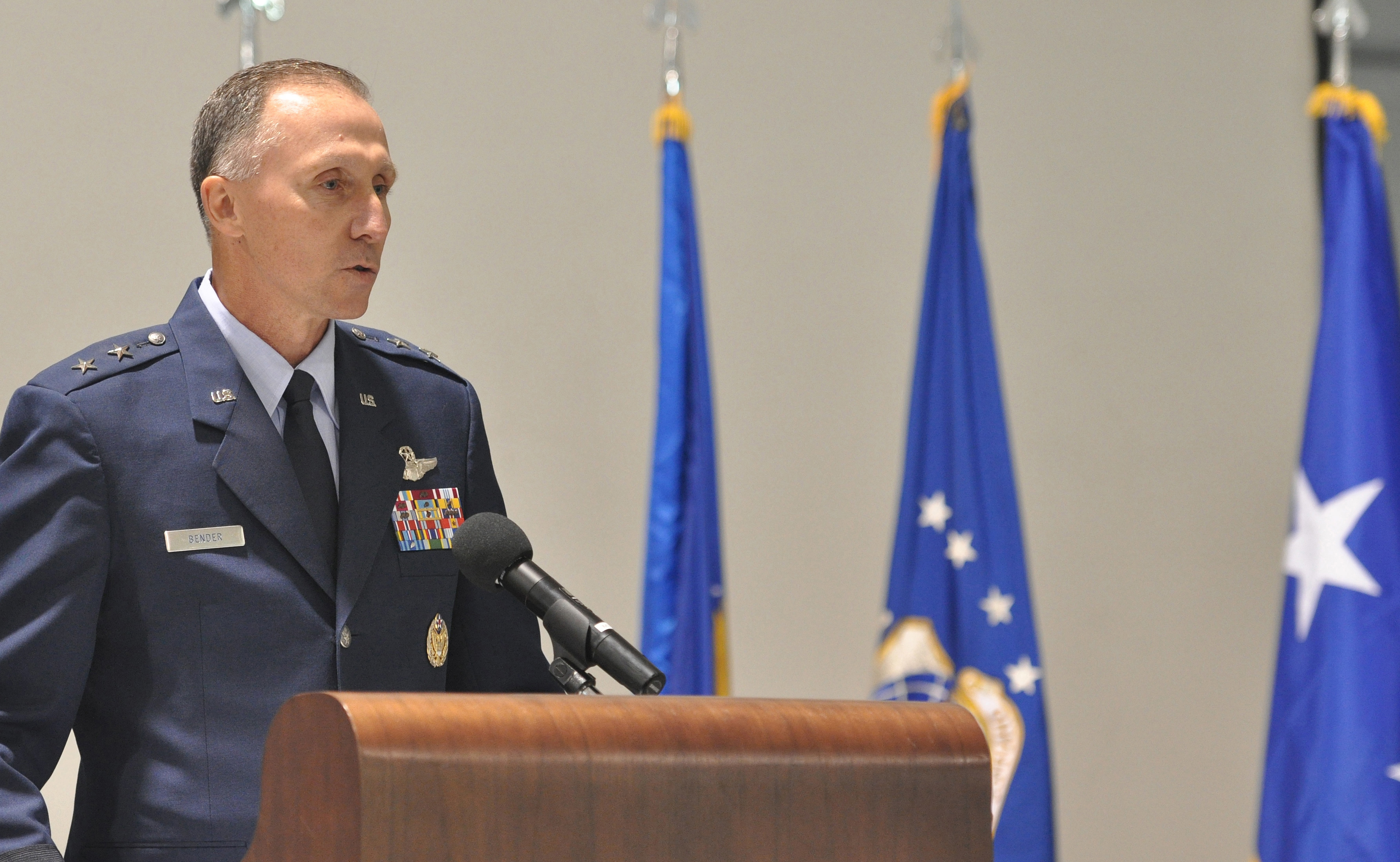 615 CRW inactivates, transfers command to 621 CRW > U.S. Air Force ...