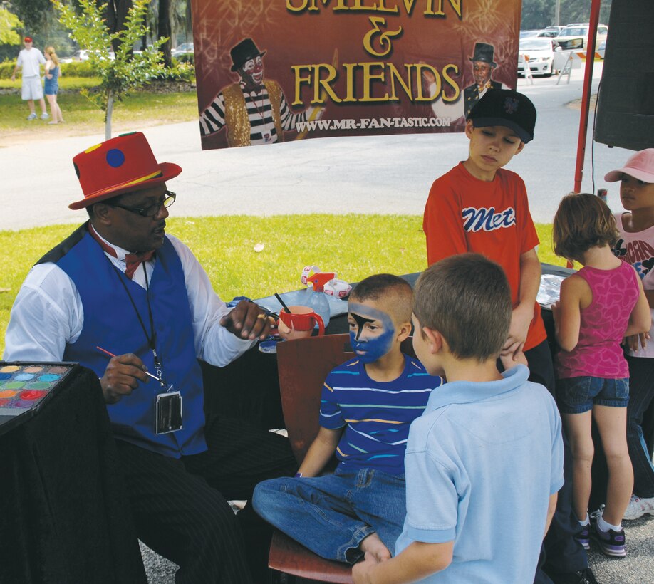 Mr. Fantastic demonstrates magic tricks and transforms younger children into an assortment of animals using face paint. He also created balloon animals for the children’s entertainment.