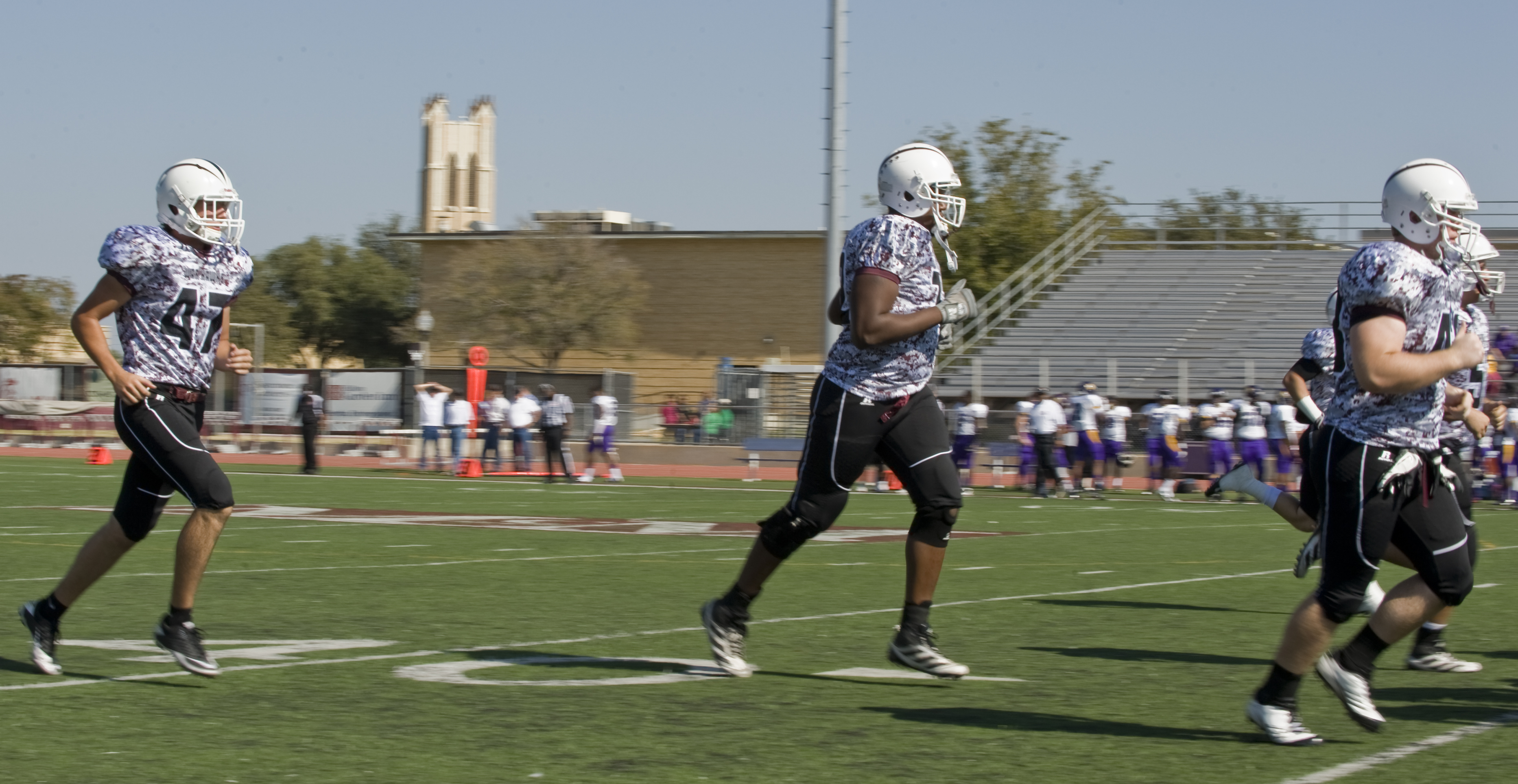 McMurry University shows support during football game > Dyess Air Force Base > Article Display