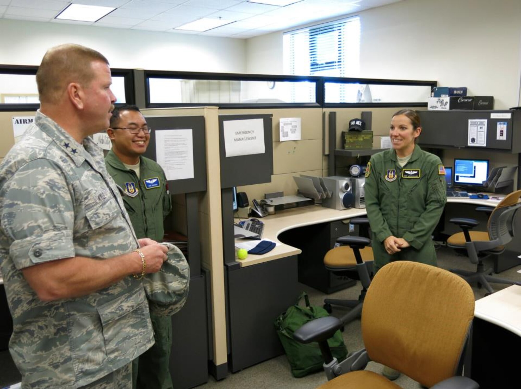 TRAVIS AIR FORCE BASE, Calif. -- Maj. Gen. Mark A. Kyle, 4th Air Force commander, U.S. Air Force Reserve, visited Team Travis Nov. 2-4, 2012 and met with Reserve and active-duty Airmen from all three mobility wings. (U.S. Air Force photo / Lt Col Robert Couse-Baker) 