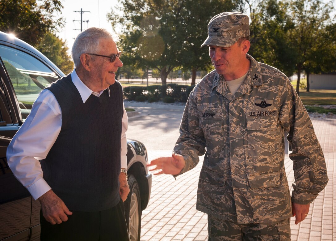 Retired Chief Master Sgt. Robert D. Gaylor, former Chief Master Sgt. of the Air Force, meets with Col. Tom Murphy, 47th Flying Training Wing commander, in front of the 47th FTW headquarters at Laughlin Air Force Base, Texas, Nov. 6, 2012. Gaylor spoke with the base’s enlisted population to give advice and share his experiences from his time serving in the Air Force. (U.S. Air Force photo/Airman 1st Class Nathan Maysonet)