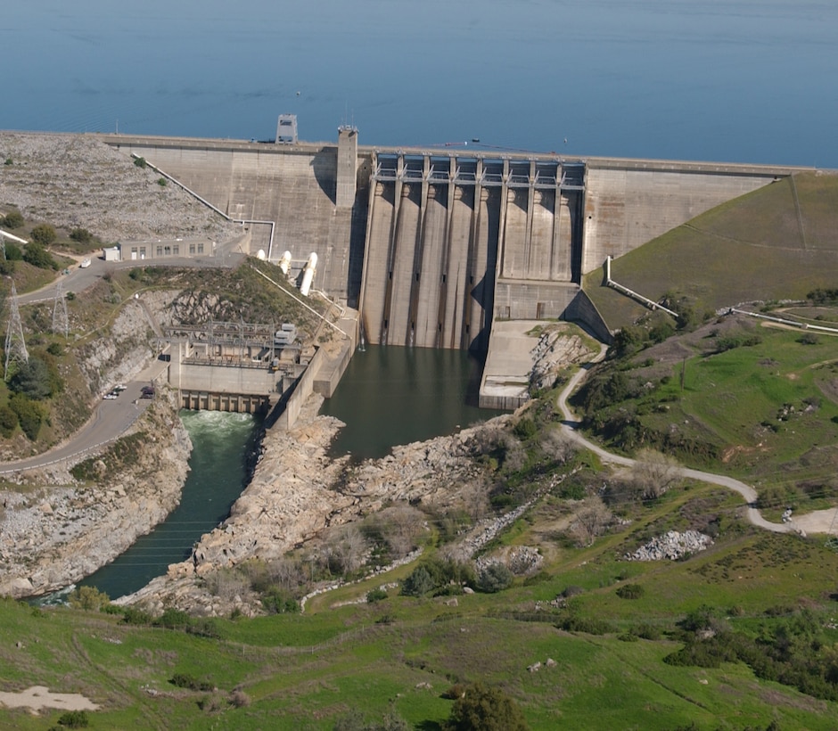 Sacramento, Calif. - An updated water control manual will provide a guidebook for dam operators to know how the new auxiliary spillway--essentially a second dam--can help Folsom Dam release water earlier and more safely. 