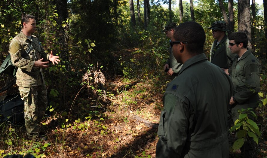 Staff Sgt. Charles Millison, 2nd Operation Support Squadron Survival, Evasion, Resistance and Escape operations NCO in charge, teaches survival techniques to aircrew during the SERE Combat Survival Training on Barksdale Air Force Base, La., Nov. 1. The training was held to refresh aircrew how to survive, evade capture and return safely in a combat situation. (U.S. Air Force photo/Senior Airman Sean Martin)(RELEASED)