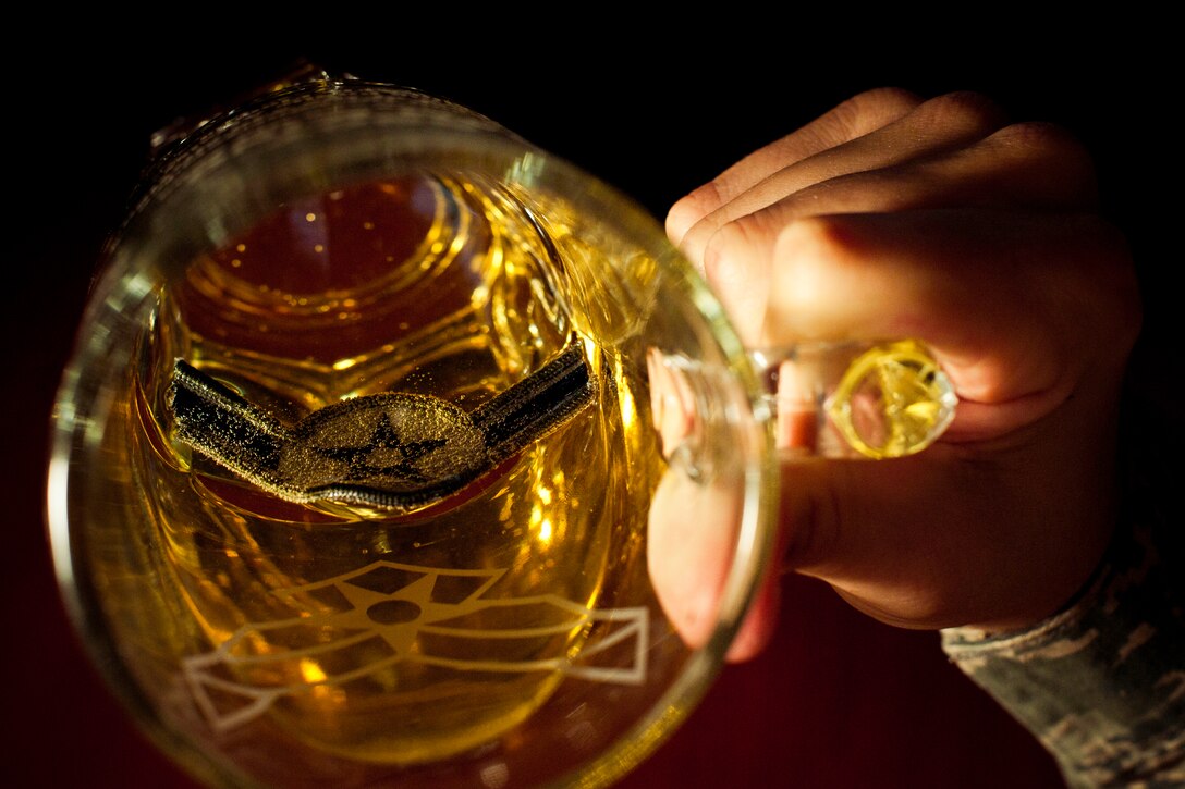 Ensuring a military member’s awareness of the limitations and consequences of alcohol abuse and driving under the influence can have on a career could prevent them from crossing the line of another drink or the decision to get behind the wheel. To learn more about the consequences of and alcohol abuse, call Alcohol, Drug Abuse Program and Treatment at 883-8373.  (U.S. Air Force photo/Tech. Sgt. Samuel King Jr.)