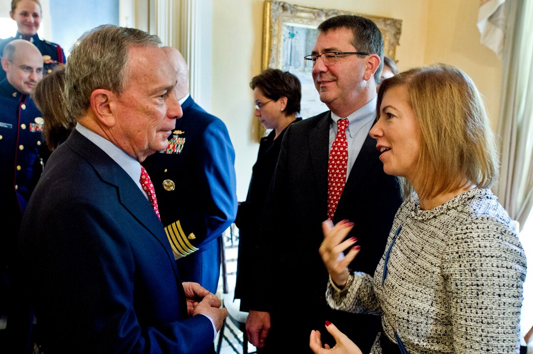 Deputy Defense Secretary Ashton B. Carter and his wife, Stephanie, visit with New York City Mayor Michael R. Bloomberg at Gracie Mansion before participating in the Veterans Day Parade in New York, Nov. 11, 2012. 