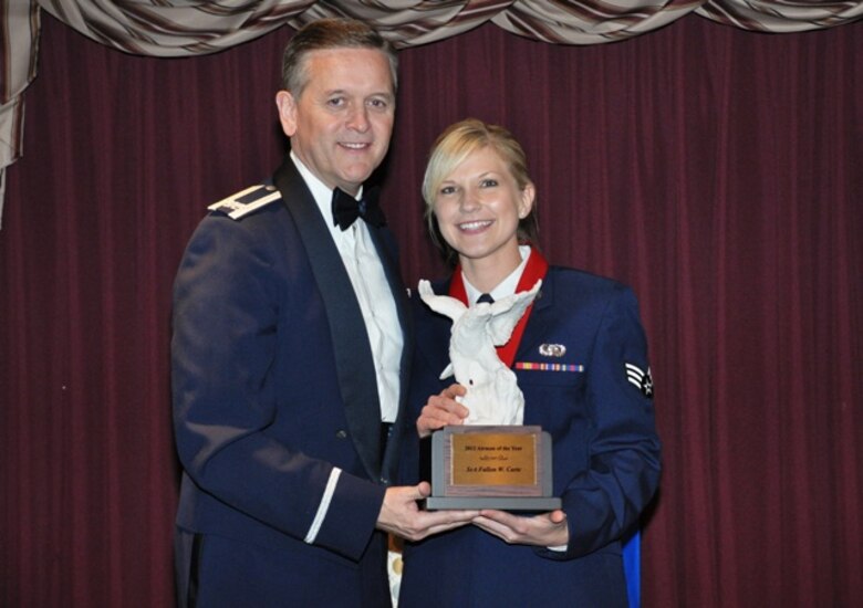 507th Air Refueling Wing

11/14/2012 – TINKER AIR FORCE BASE, Okla. – Senior Airman Fallon W. Carte of the 507th Civil Engineering Squadron receives the Airman of the Year Award from 507th Air Wing Commander, Colonel Russell A. Muncy.  The award was received at the Annual Awards Ceremony held on base recently as family, friends and guests from the 507th celebrated all the nominees and winners.  
