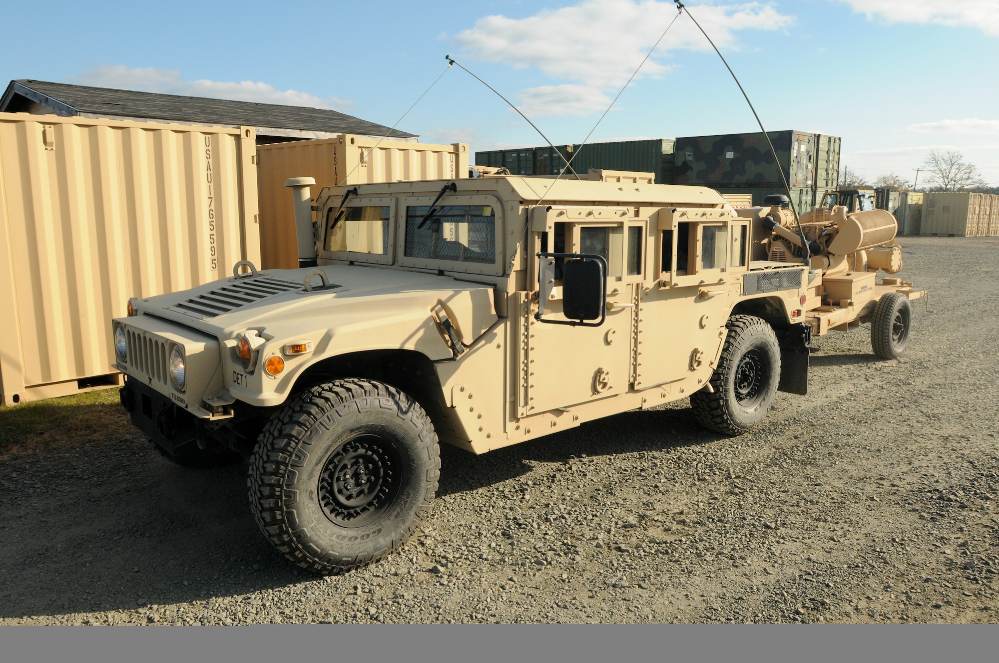 A humvee belonging to the Army Reserve's 431st Quartermaster Team tows a modified 99th Regional Support Command water pump on Joint Base
McGuire-Dix-Lakehurst, N.J., Nov. 5. The 99th RSC is providing assistance to
the Army Reserve's 401st, 410th and 431st Quartermaster Teams as they
prepare for their water-pumping mission as the first-ever Army Reserve
soldiers activated for a domestic natural disaster under the National
Defense Authorization Act of 2012.
(U.S. Army photo by Staff Sgt. Shawn Jones/Released)