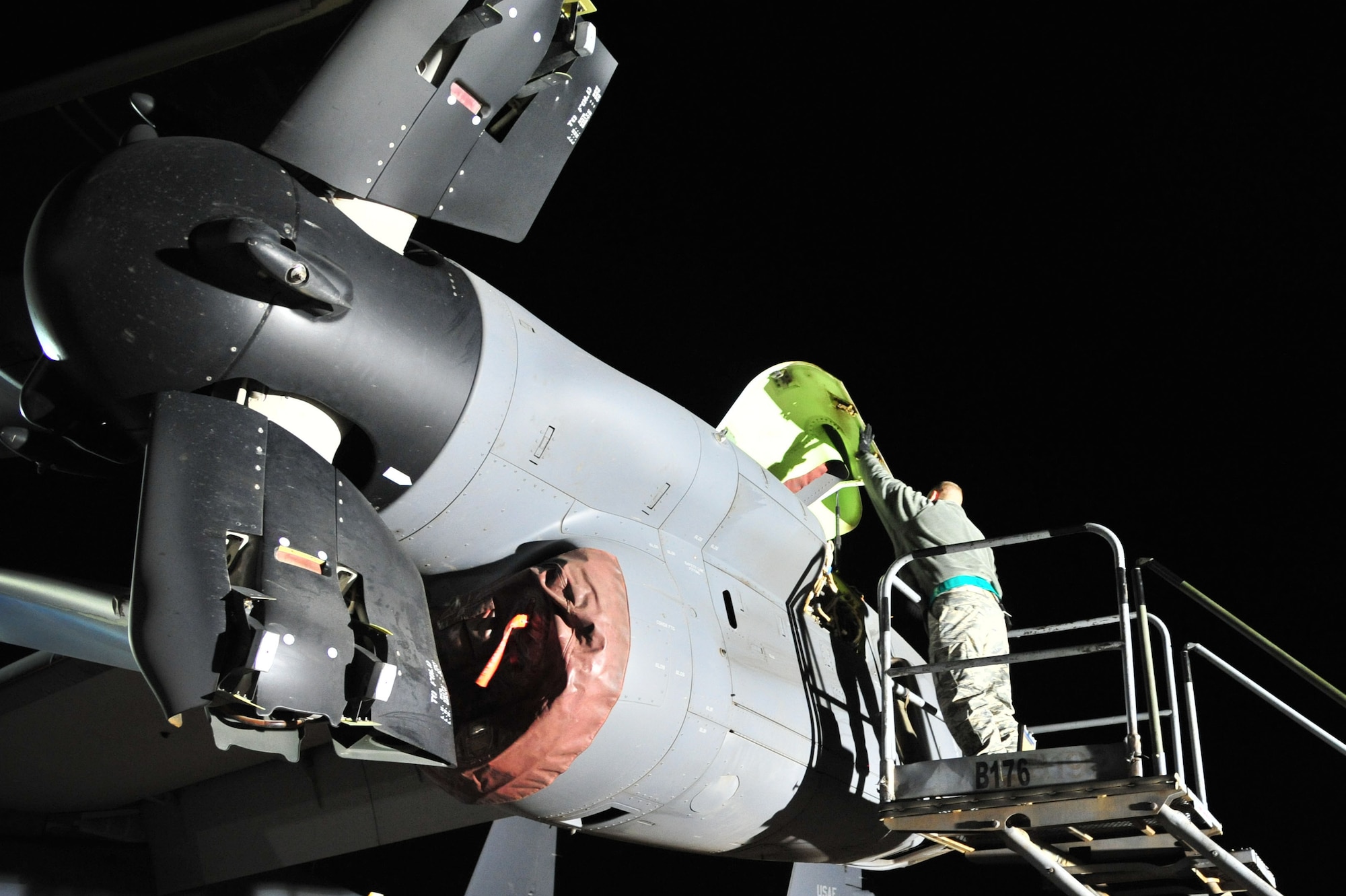 U.S. Air Force Staff Sgt. Gerald Heckwine, 727th Special Operations Aircraft Maintenance Squadron, prepares to clean components of a CV-22 Osprey on the flightline at Cannon Air Force Base, N.M., Nov. 2, 2012. The $80 million aircraft relies on routine austere inspections and preventative maintenance for proper functionality as well as Air Force Special Operations Command compliance. (U.S. Air Force photo/Airman 1st Class Alexxis Pons Abascal)  