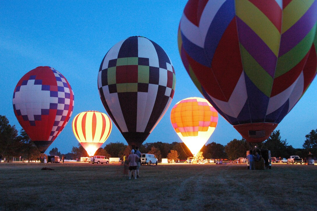 Balloonfest "Night Glow"