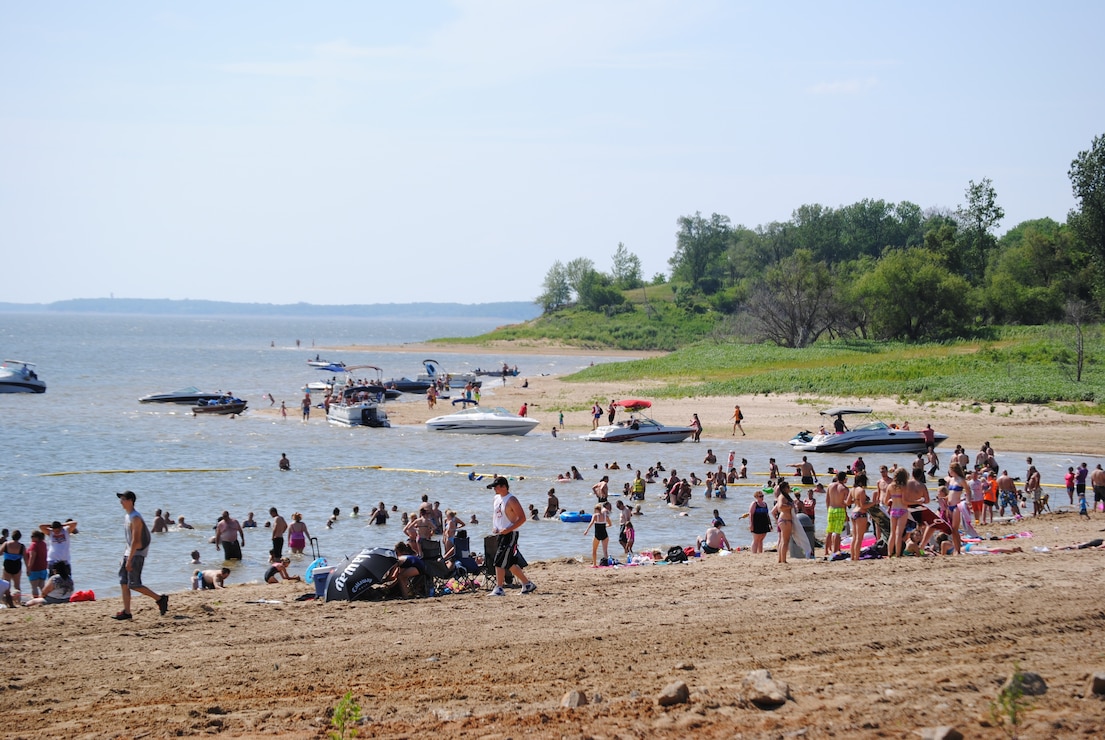 Boats and beach users at North Overlook Beach