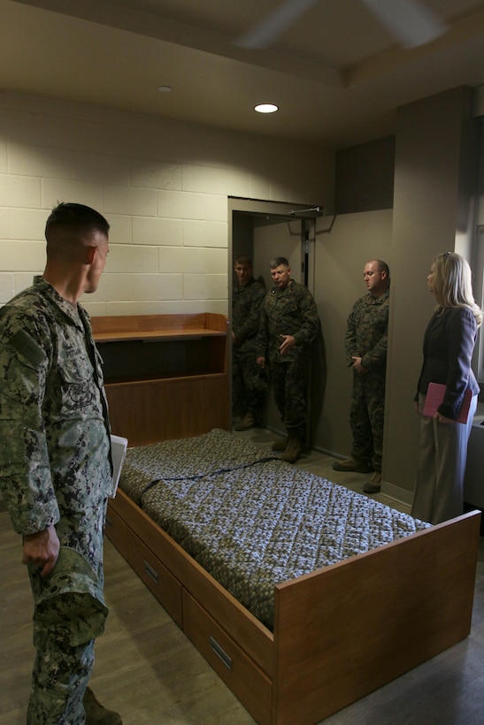 Installations commander visits Camp Pendleton for review and inspection