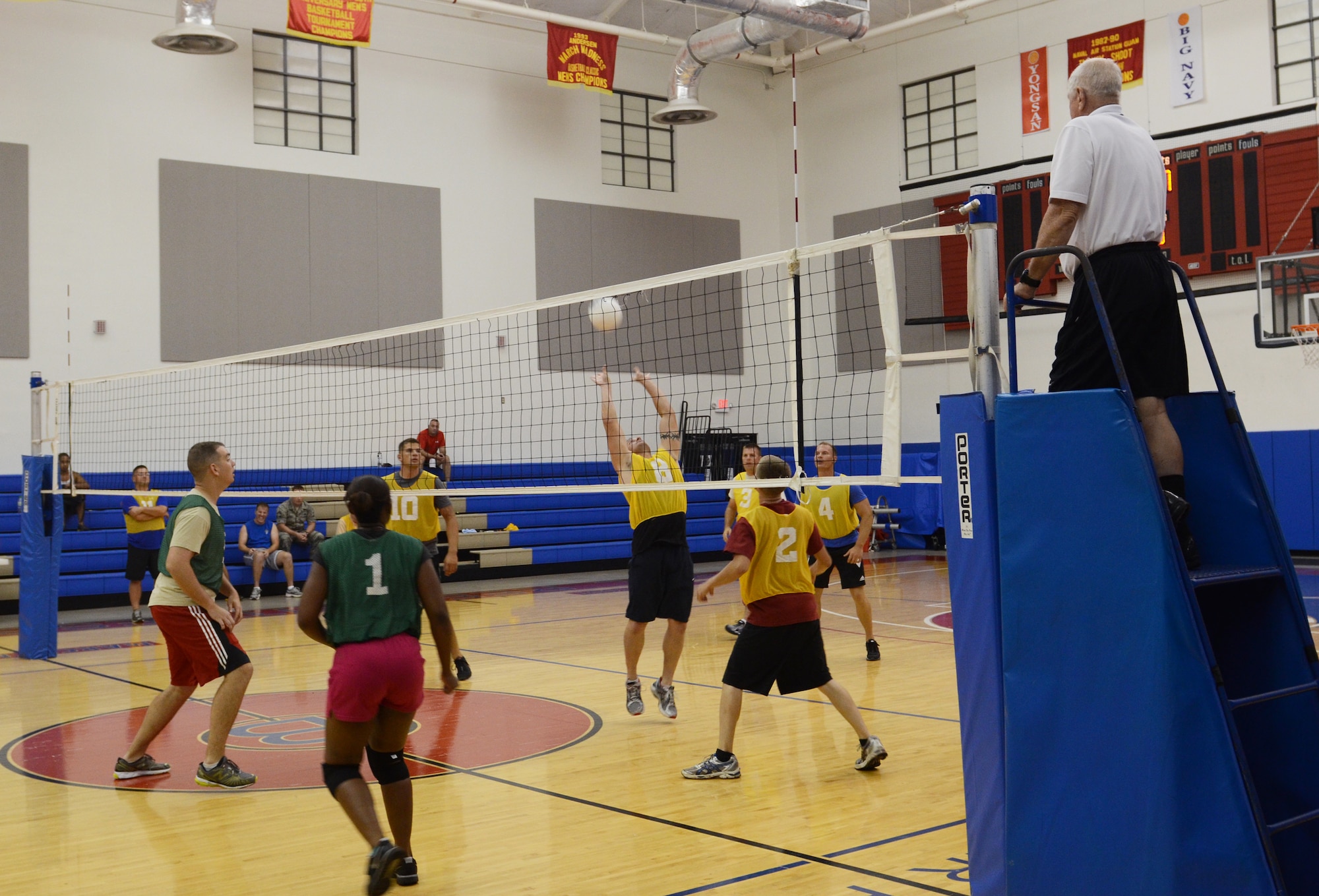 ANDERSEN AIR FORCE BASE, Guam—Members of the 96th Expeditionary Bomb Squadron and the 36th Expeditionary Aircraft Maintenance Squadron in an intramural volleyball game here, Nov. 15. Playoffs for intramural volleyball will begin Jan. 14 and will end Jan. 18. (U.S. Air Force photo by Senior Airman Benjamin Wiseman/Released)