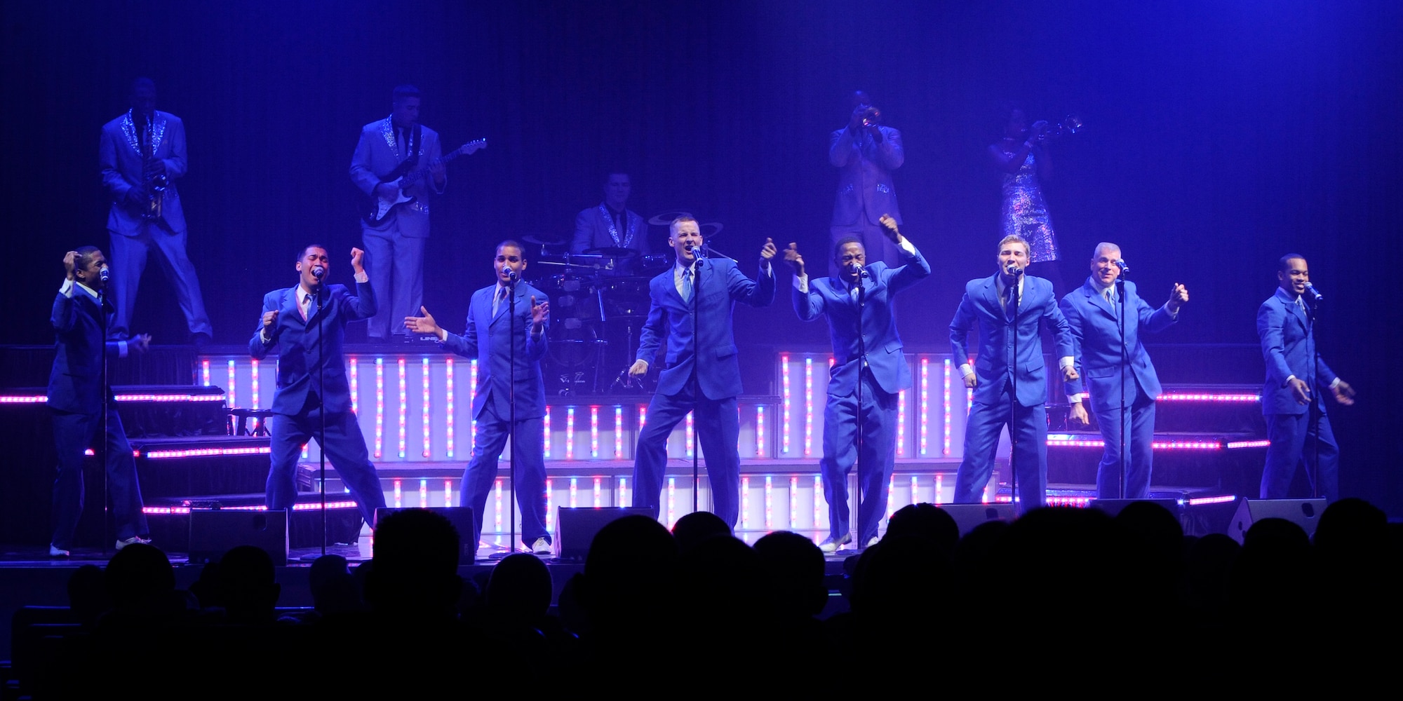 Members from Tops in Blue perform in the base theater on Kunsan Air Base, Republic of Korea, Nov. 20, 2012, during their tour entitled “Listen.” The tour played rhythms of the Doobie Brothers, Earth, Wind, & Fire, Whitney Houston, and Maroon 5. (U.S. Air Force photo/Senior Airman Marcus Morris)