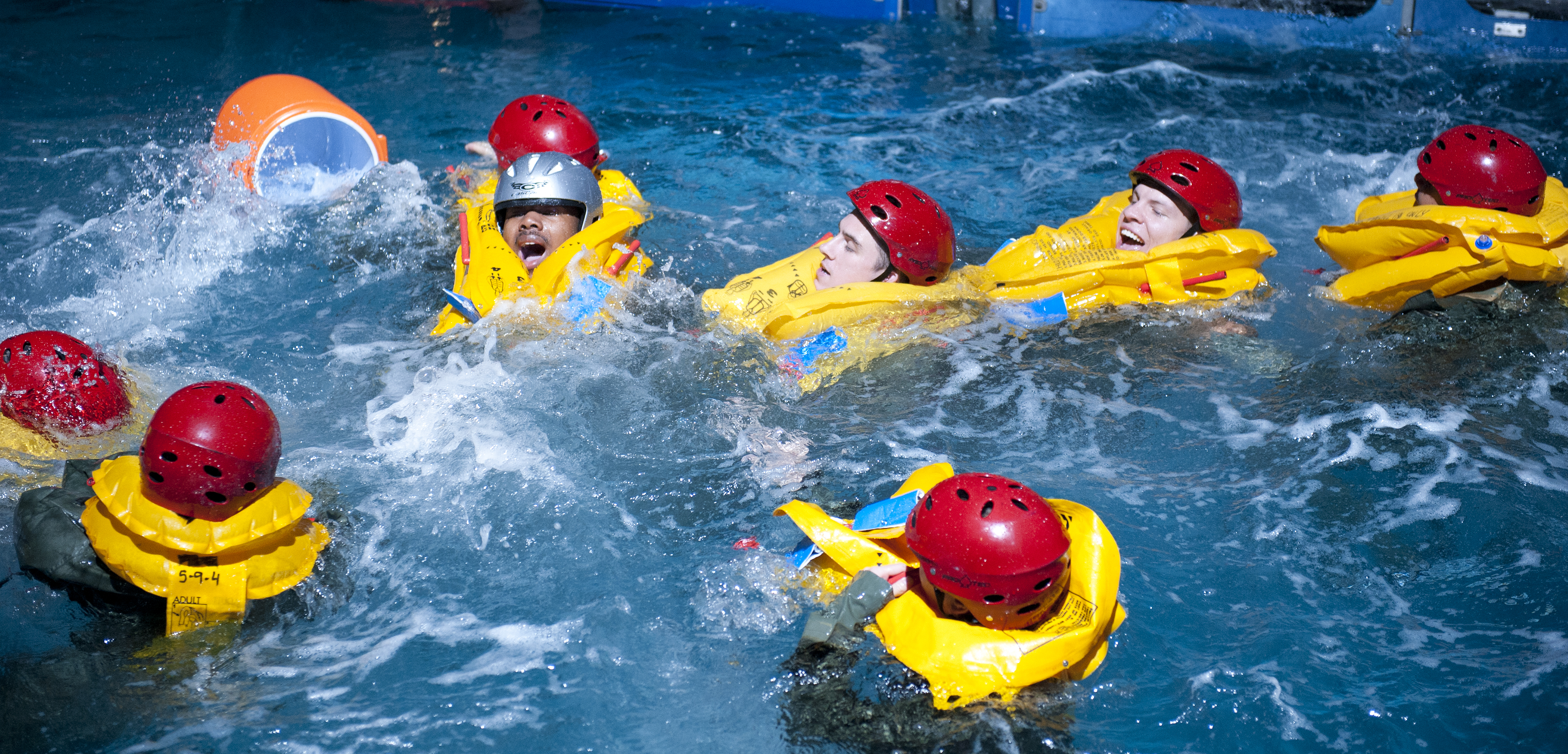 Sink or swim SERE specialists train Airmen in water survival