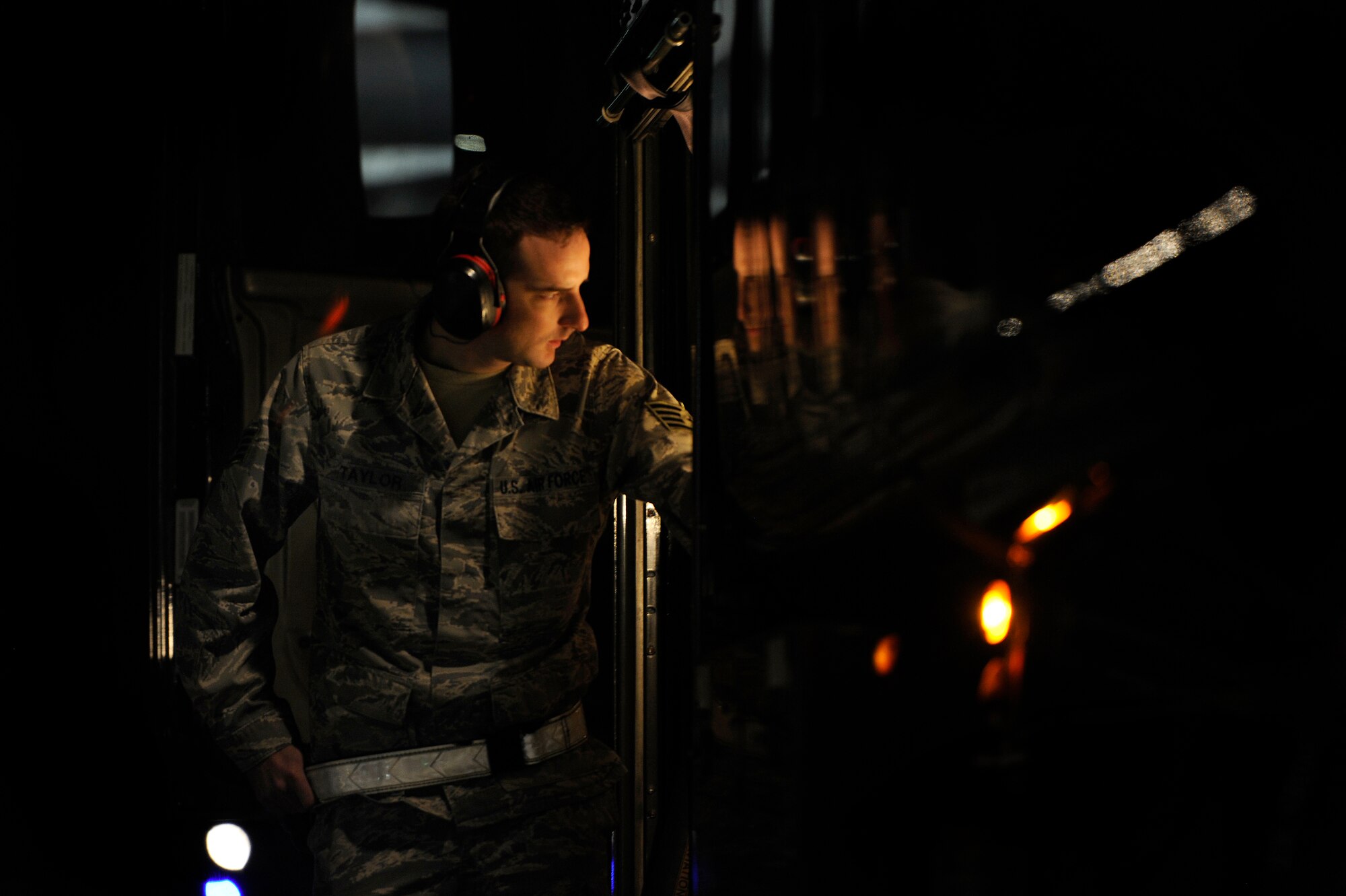 U.S. Air Force Staff Sgt. Milton Taylor, 20th Logistics Readiness Squadron fuels operator, regulates fuel being pumped from his fuel truck to an F-16 Fighting Falcon during a hot pit refueling, Nov. 8, 2012, Shaw Air Force Base, S.C. Hot pit refueling is a procedure usually performed in a combat situation to rapidly refuel aircraft while their engines are running, resulting in a speedy refuel to thrust pilots right back into the fight. Refueling specialists, crew chiefs and pilots assigned to the 20th Fighter Wing practice this procedure to keep their skills sharp and aid in the effort to provide combat-ready air power at a moment’s notice. (U.S. Air Force photo by Staff Sgt. Kenny Holston/Released)
