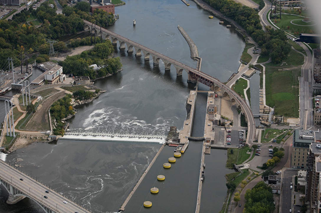 Upper St. Anthony Falls Lock and Dam, Minneapolis, Minn.