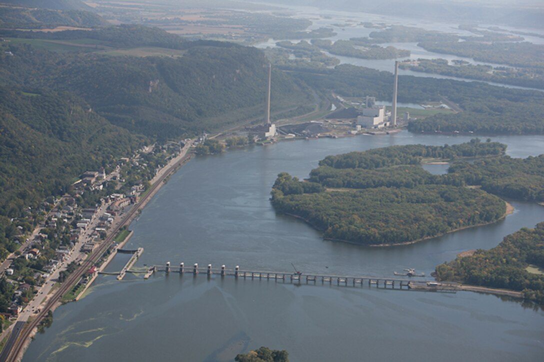 Lock and Dam 4, Alma, Minn. Upper Mississippi River mile 752.8