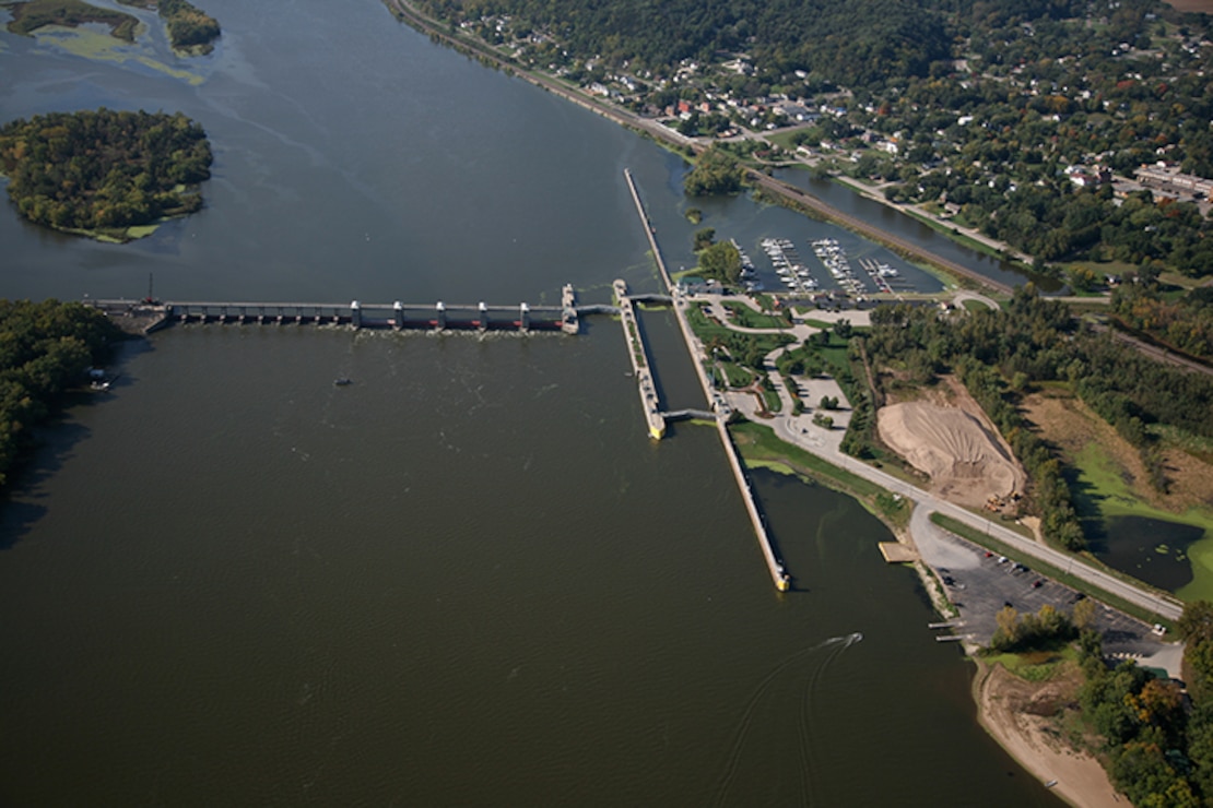 Lock and Dam 6, Trempealeau, Wis. Upper Mississippi River mile 714.1