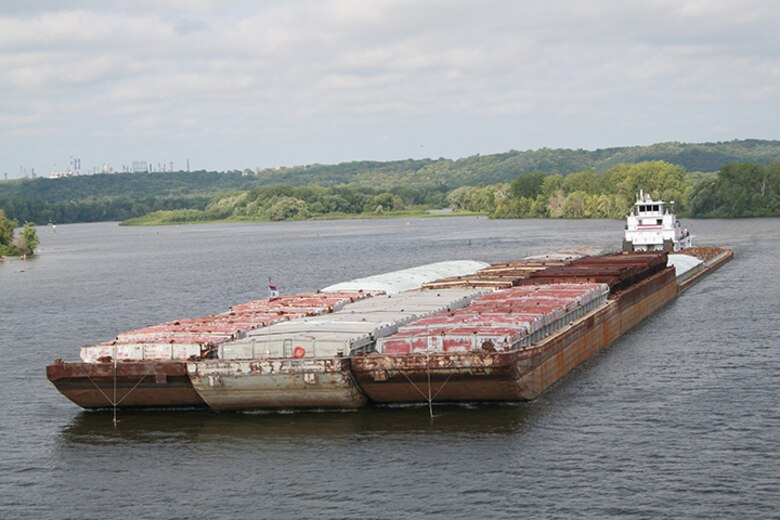 A tow operates on the Upper Mississippi River