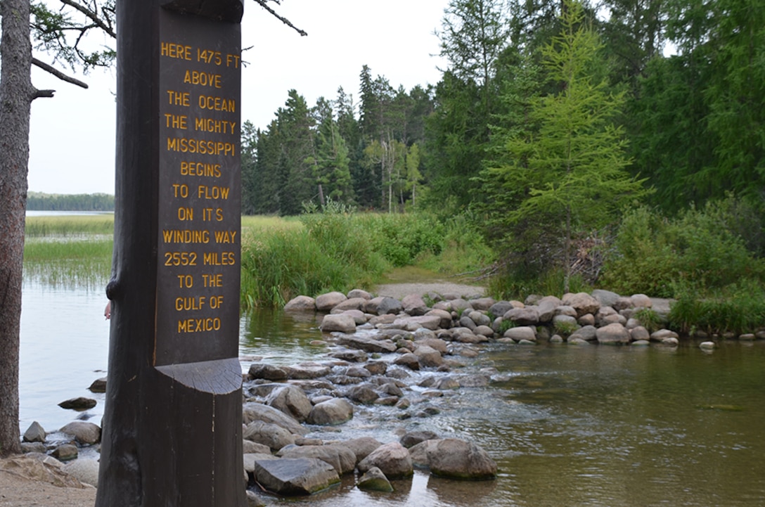 Mississippi River headwaters at Lake Itasca