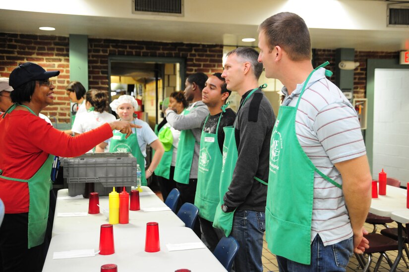 Team andrews help so others may eat joint base andrews news