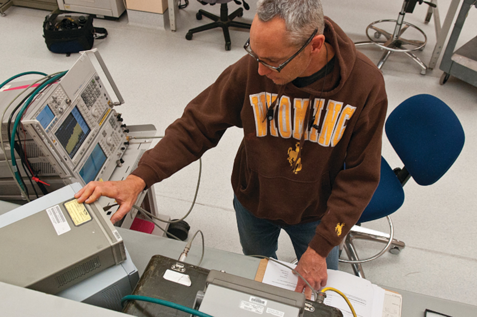 Brian Brothers uses a pulse generator to check a radar test set belonging to the Wyoming Air National Guard in the Precision Measurement Equipment Laboratory on F. E. Warren Air Force Base, Wyo., Nov. 14. The 90th Missile Maintenance Operations Squadron’s PMEL calibrates test equipment of units across F. E. Warren and the Wyoming Air National Guard. (U.S. Air Force photo by R.J. Oriez)