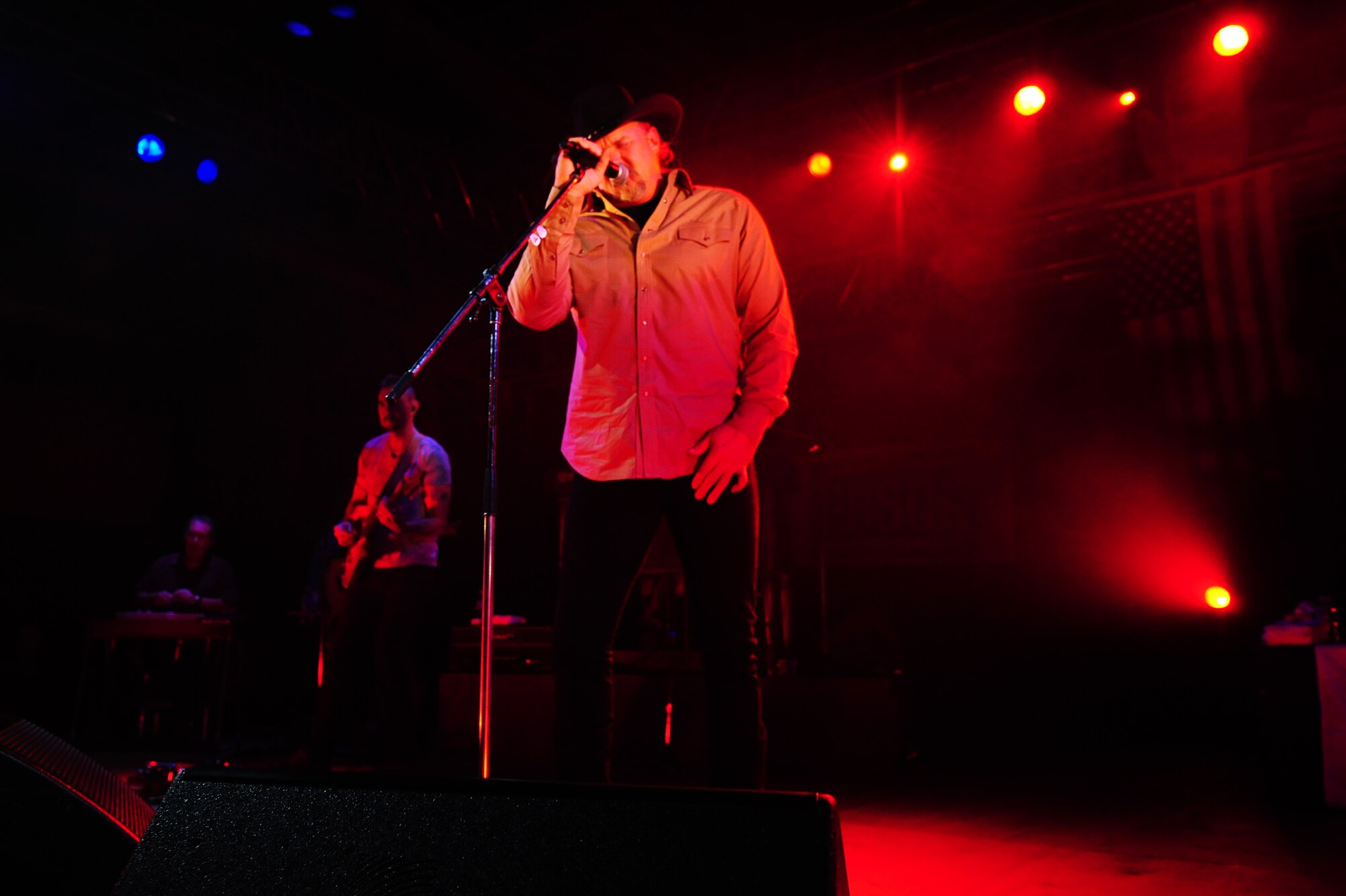 Trace Adkins takes the stage for the first time during a USO-hosted concert at Misawa Air Base, Japan on Nov. 28, 2012.  Adkins performed for about two hours for more than 1,000 attendees. (U.S. Air Force photo by Staff Sgt. April Quintanilla)