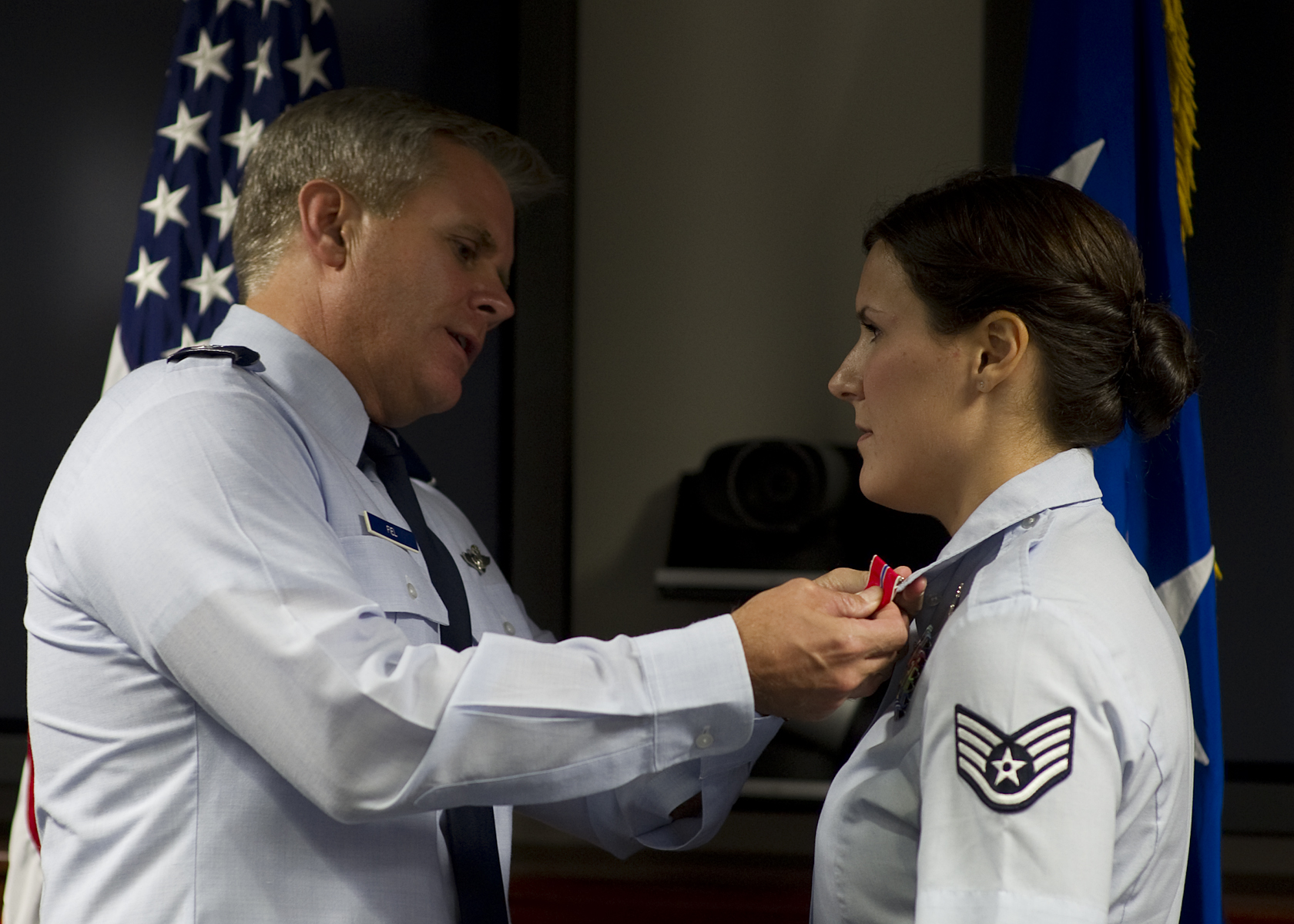 Female SSgt earns Bronze Star on “special” deployment > Air Force