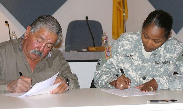 By signing the cost-sharing agreement, the Corps’ and MRGCD commit to a feasibility study to construct a 50-mile stretch of levees.
