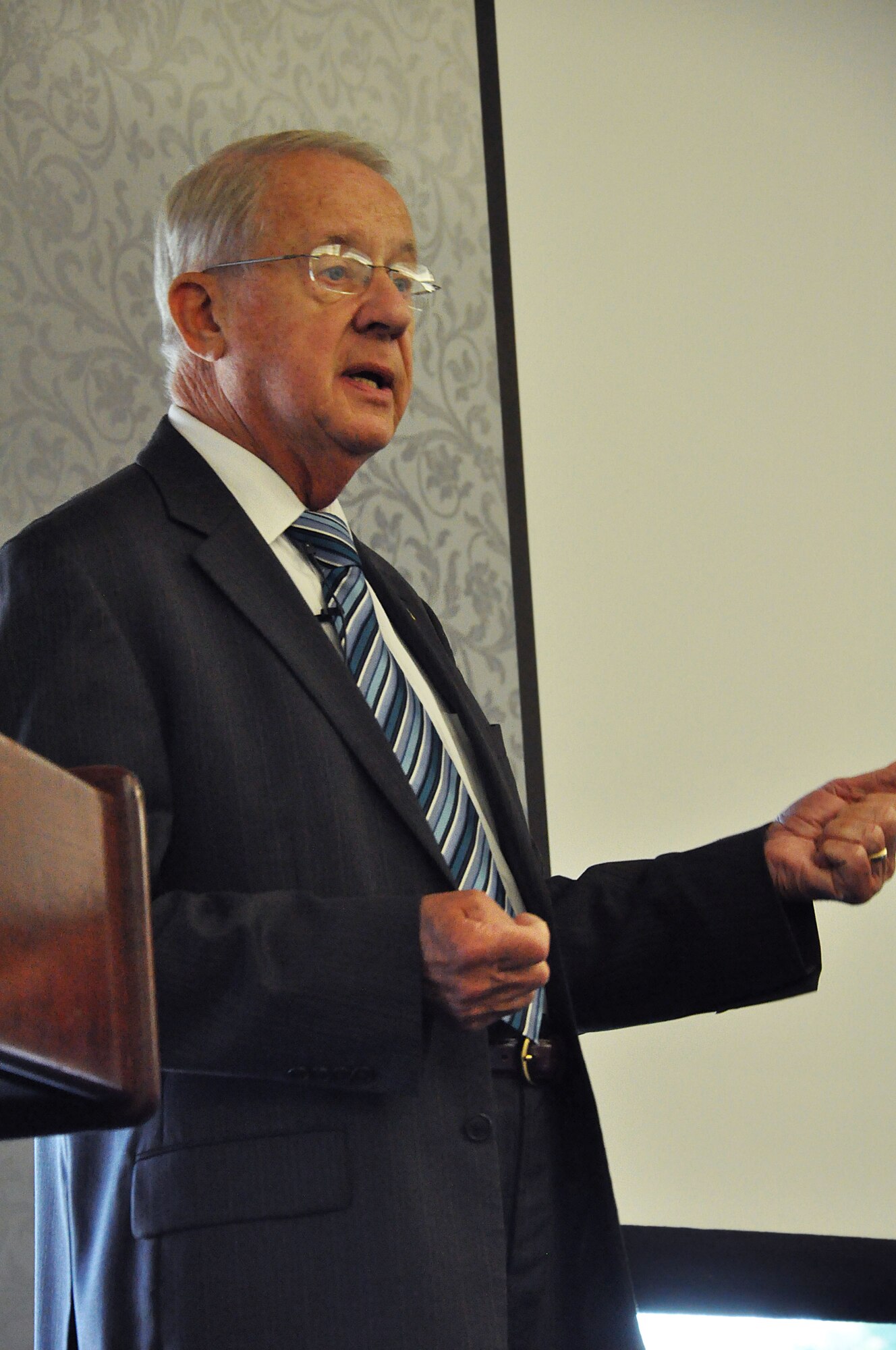 Retired Chief Master Sgt. John “Doc” McCauslin, Air Force Sergeants Association chief executive, explains how AFSA is working to earn retirees more benefits at the Scott Club at Scott Air Force Base, Ill. Sept. 28, 2012. The event had several updates from various groups that work with senior and retiree issues, including medical topics and retiree benefits. (U.S. Air Force photo/Airman 1st Class Jake Eckhardt)