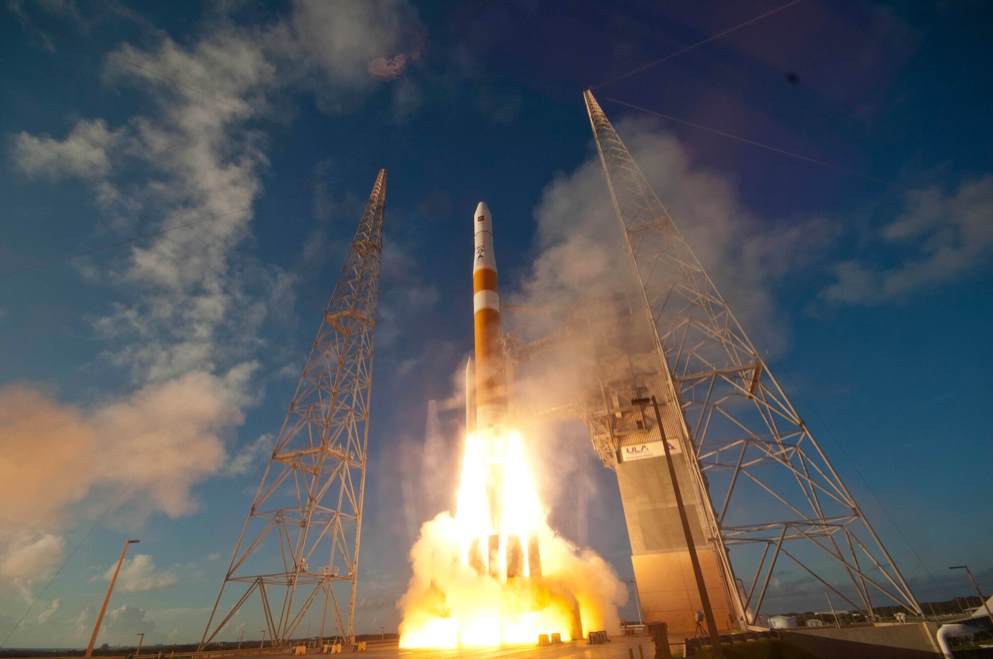 "We earn our stripes and prove to the world what a world-class team we have
with every single launch we execute from here," said Col. Robert Pavelko,
vice commander,  45th Space Wing commander, who also served as Launch
Decision Authority. GPS is a space-based, world-wide navigation system
providing users with highly accurate, three-dimensional position, velocity
and timing information 24 hours a day in all weather conditions. Every
modern GPS satellite has been launched from CCAFS. (Photo by Pat Corkery,
ULA)
