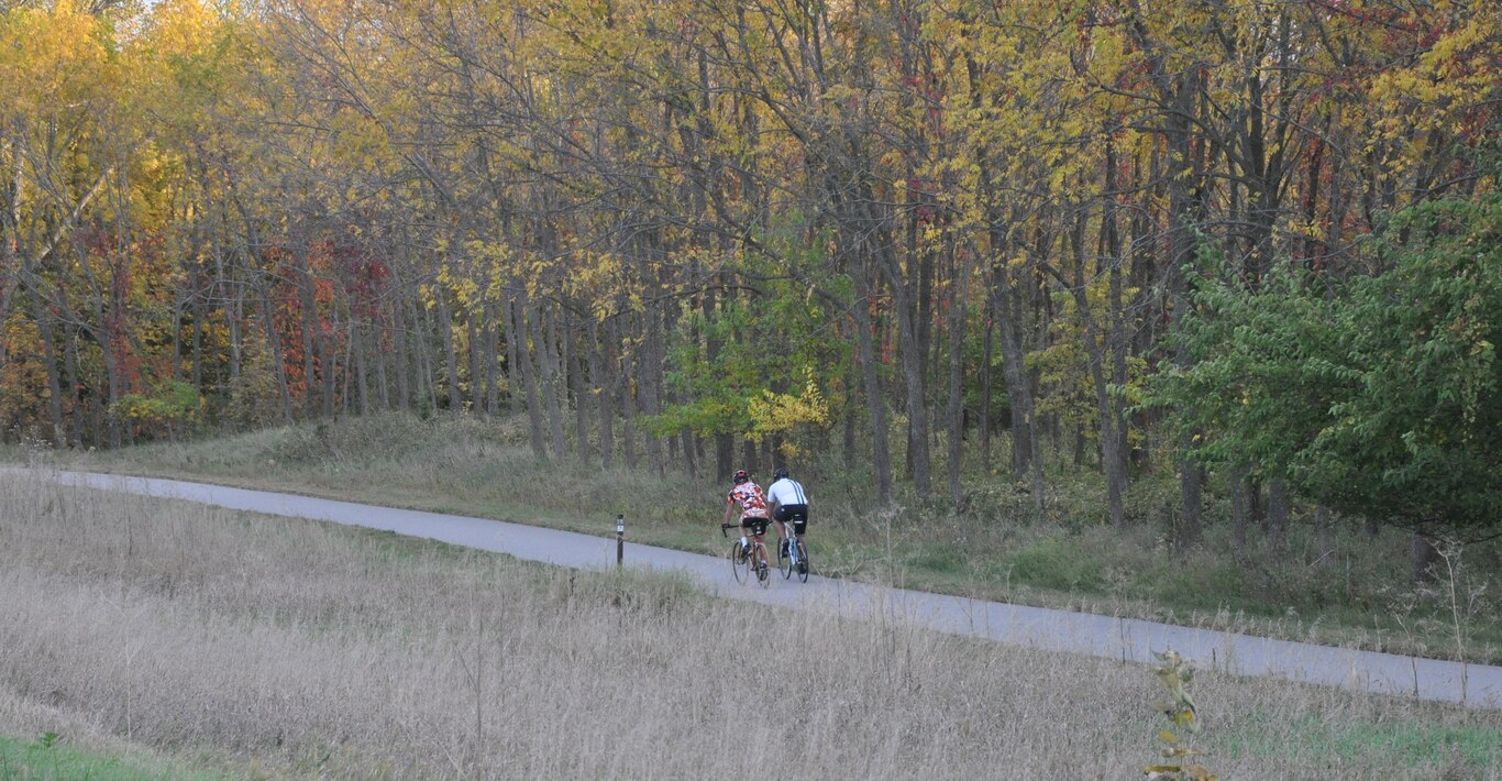 Cyclists on the Neal Smith Trail