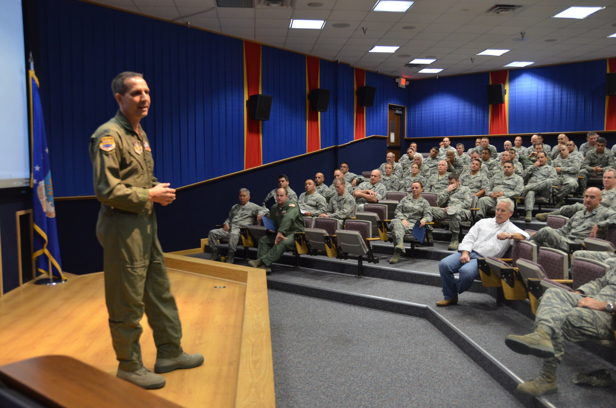 During his first 433rd Airlift Wing civilian commander’s call Oct. 4, Col. Jeffrey Pennington covered a wide range of topics including civilian quarterly awards, strategic planning, the approval of several 3-Rs incentive packages, the new headquarters building and a number of construction projects scheduled in the near future. (U.S. Air Force photo/SMSgt Minnie Jones)