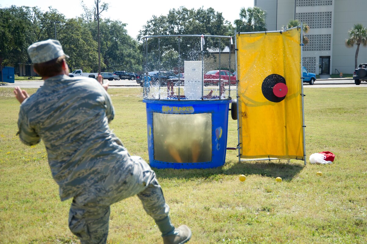 Dorm block party > Keesler Air Force Base > Article Display