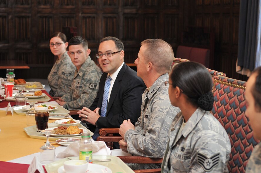 The Honorable Daniel Ginsberg, Assistant Secretary of the Air Force for Manpower and Reserve Affairs, has lunch with Airmen at the Gateway Dining Facility Oct. 17, 2012, at RAF Mildenhall, England. During lunch, Ginsberg discussed education, training and manpower. Ginsberg also visited RAF Menwith Hill, RAF Alconbury, RAF Molesworth and RAF Lakenheath. (U.S. Air Force photo by Senior Airman Jerilyn Quintanilla/Released)

